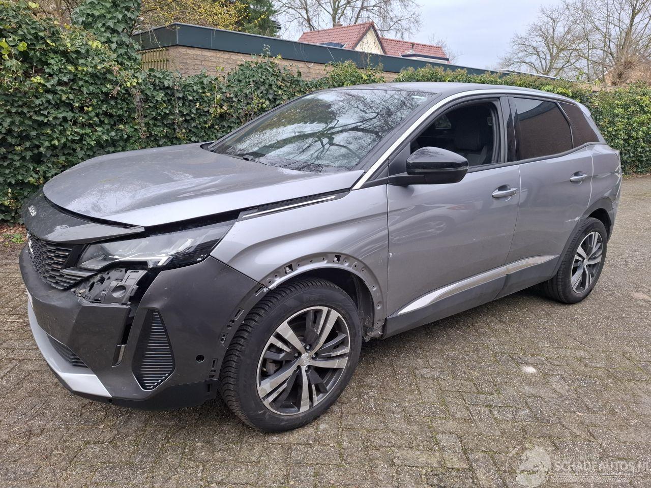 Peugeot 3008 3008  hybride 1.2 Automaat ALLURE airbag ok rijdbare schade 2024 ex bpm