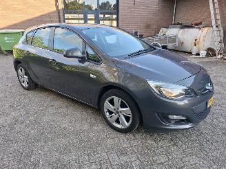 Opel Astra Astra 1.4  sport nette auto Apk 2027 inruiler 167000km picture 5