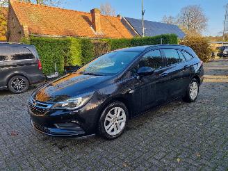 Voiture accidenté Opel Astra 1.0 Turbo ECOTEC Edition 2018/7