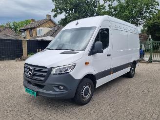 Voiture accidenté Mercedes Sprinter 317 CDI Aut. Mbux Led Navi Facelift 2024/10