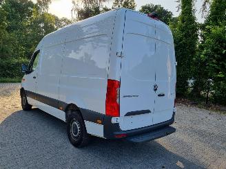 Mercedes Sprinter 317 CDI Navi Mbux Stoelverw picture 3