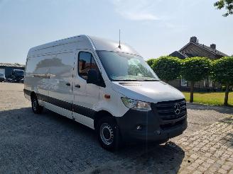 Mercedes Sprinter 317 CDI Maxi Navi Mbux Stoelverw picture 7