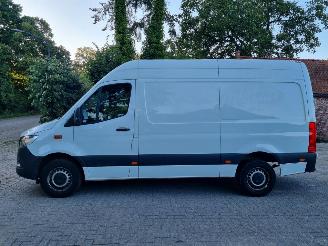 Mercedes Sprinter 317 CDI Navi Mbux Stoelverw picture 2