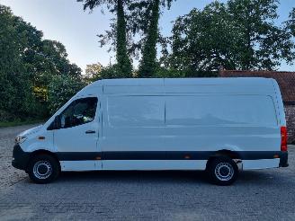 Mercedes Sprinter 317 CDI Maxi Navi Mbux Stoelverw picture 2