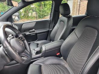Mercedes B-klasse 180 Aut Navi picture 14