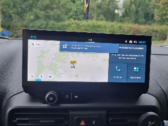 Citroën Berlingo BlueHDI 130 Aut. picture 14