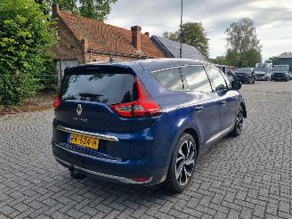 Renault Grand-scenic 1.5 DCI 110 Aut. Bose Pano HeadUP picture 3