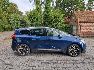 Renault Grand-scenic 1.5 DCI 110 Aut. Bose Pano HeadUP picture 2
