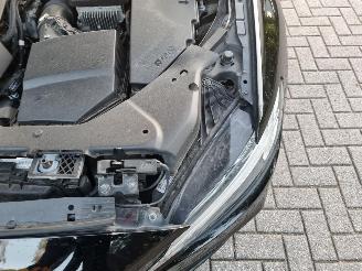Volvo S-60 T5 Rdesign Pano Led Stoelverw picture 11