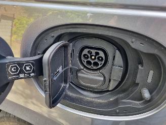 Land Rover Range Rover Velar P400e Rdynamic Pano Plugin Hybr picture 24