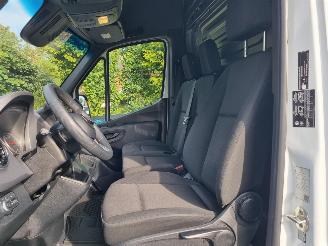Mercedes Sprinter 317 CDI Aut PRO L3 Navi Stoelverw picture 13
