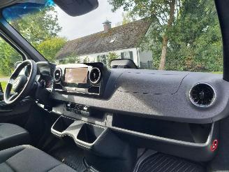 Mercedes Sprinter 317 CDI Aut PRO L3 Navi Stoelverw picture 11
