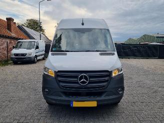 Mercedes Sprinter 317 CDI Navi Mbux Stoelverw picture 8