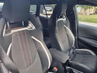 Toyota Corolla 1.8 Hybrid GR Sport Stoelverw Navi picture 12