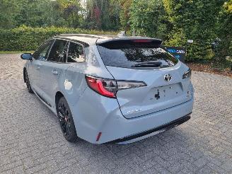 Toyota Corolla 1.8 Hybrid GR Sport Stoelverw Navi picture 3