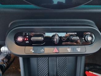 Mini Cooper JCW 170KW Aut. Pano picture 17