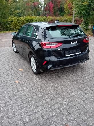 Kia Ceed 1.0 TGDI Aut. Navi Camera picture 2