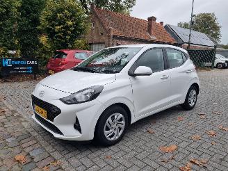 damaged passenger cars Hyundai I-10 1.0 Airco 5drs 2024/8