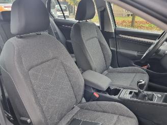 Volkswagen Golf 1.0 TSI 110pk Life picture 13