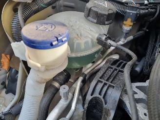 Peugeot 208 1.2 Aut. Navi Stoelverw picture 11