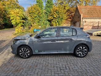 Peugeot 208 1.2 Aut. Navi Stoelverw picture 2