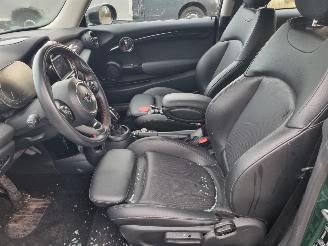 Mini Cooper S Aut. 141KW Stoelverw. Led picture 17