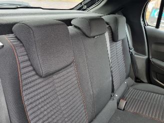 Peugeot 208 PureTech 75 Navi Airco picture 12