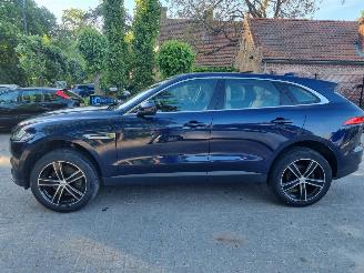 Jaguar F-Pace 20d Aut. AWD Prestige Pano picture 2