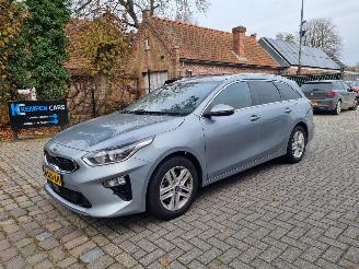uszkodzony samochody osobowe Kia Ceed 1.0 T-GDi Navi Clima Stoelverw. 2020/6