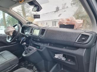 Peugeot Expert BlueHDI 100 L3 Airco Navi picture 12