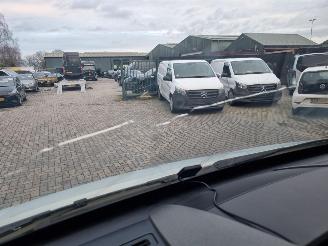 Volkswagen Crafter 2.5 TDI 120KW L2 H2 Airco picture 14