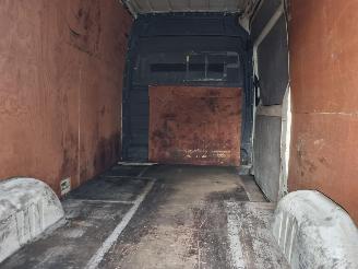 Volkswagen Crafter 2.5 TDI 120KW L2 H2 Airco picture 9