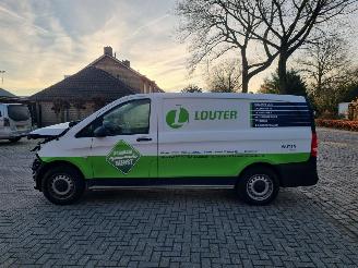 damaged passenger cars Mercedes Vito 114 CDI Aut. Navi Clima 2024/4