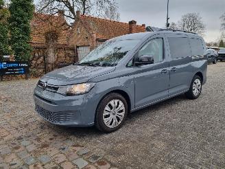 damaged passenger cars Volkswagen Caddy maxi 1.5 eHybrid Aut Plugin 2025/3