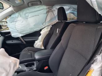 Toyota Rav-4 2.5 Hybrid 2WD Dynamic picture 17