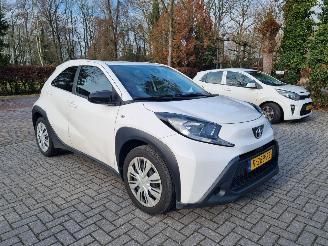 Damaged car Toyota Aygo X 1.0 VVT-i AUTOMAAT 2023/1