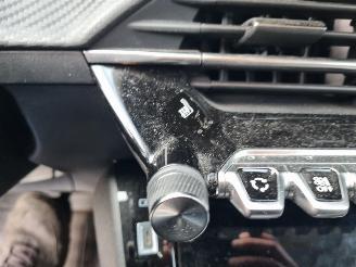 Peugeot e-208 EV Style 50 kWh picture 16