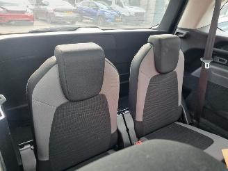 Citroën C4-picasso e-HDi 115 Aut. 7 Stoelen Pano picture 9