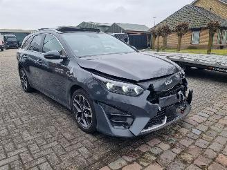 Kia Ceed 1.6 GDI PHEV Pano Navi Stoelverw picture 7