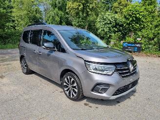 Avarii autoturisme Renault Kangoo BlueDCI 95 5 Stoelen 2023/5