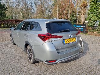 Toyota Auris Touring Sports 1.8 Hybrid Freestyle Pano Navi picture 3