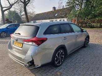 Toyota Auris Touring Sports 1.8 Hybrid Freestyle Pano Navi picture 5