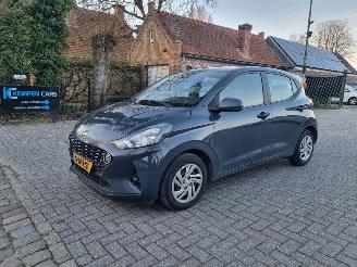 uszkodzony samochody osobowe Hyundai I-10 1.0i Comfort Airco 2023/4