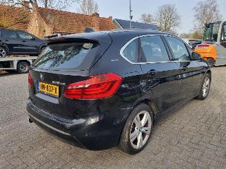 BMW 2-serie 225xe Active Tourer Pano Navi Led picture 4