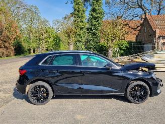 Audi A3 30 TFSI Aut. Adv edition picture 3