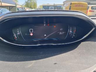 Peugeot 5008 BlueHDI 130 Aut 7Pl Road trip picture 20