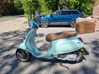 Vespa  Primavera 125 Picnic ABS picture 2
