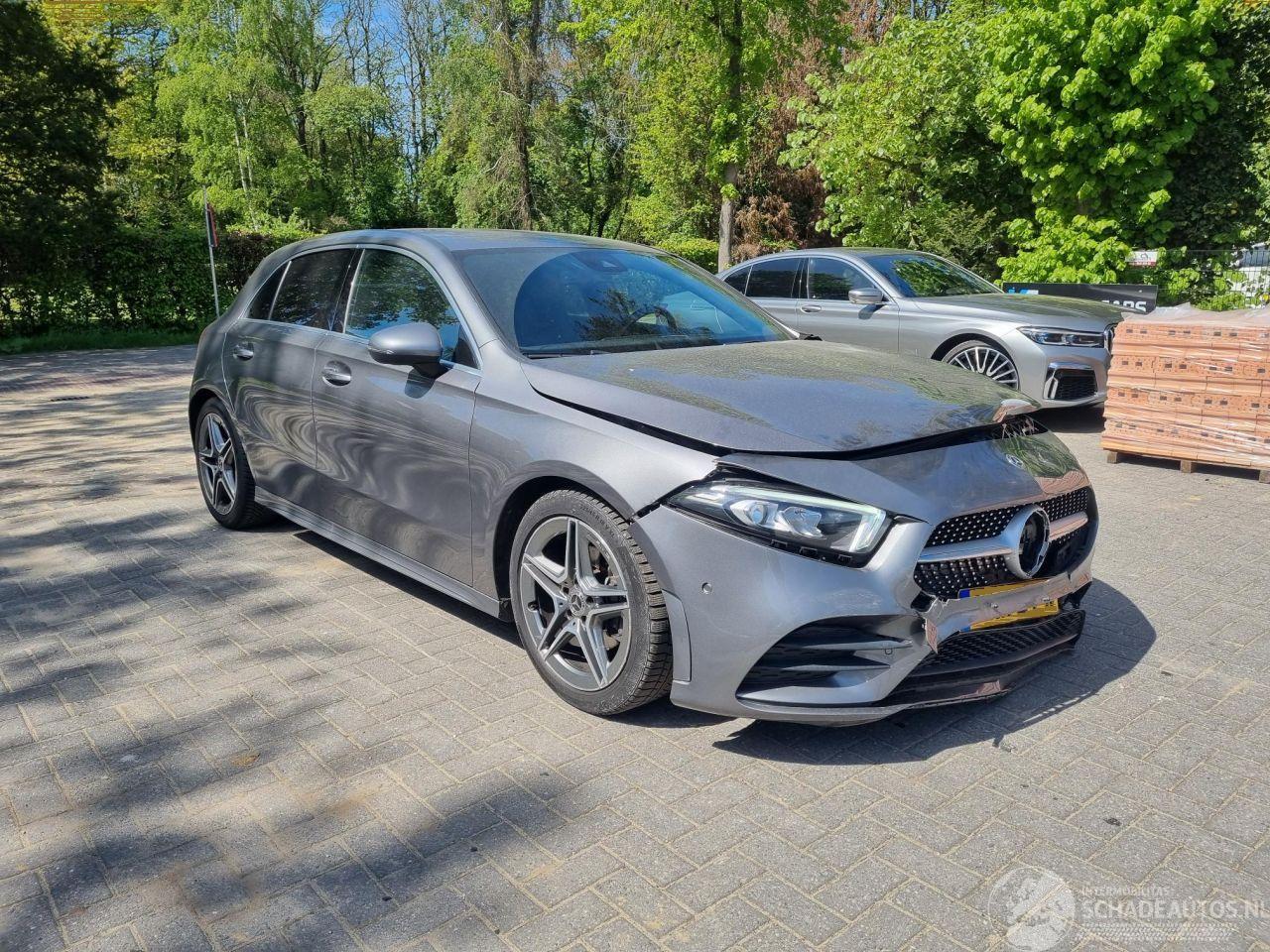 Mercedes A-klasse 180 Aut. AMG Line Led Navi Stoelverw