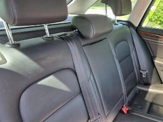 Skoda Superb 1.6 TDI DSG Aut Pano Stoelverw. picture 11