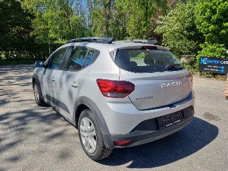 Dacia Sandero TCe 90 Automaat Navi Airco Camera picture 3